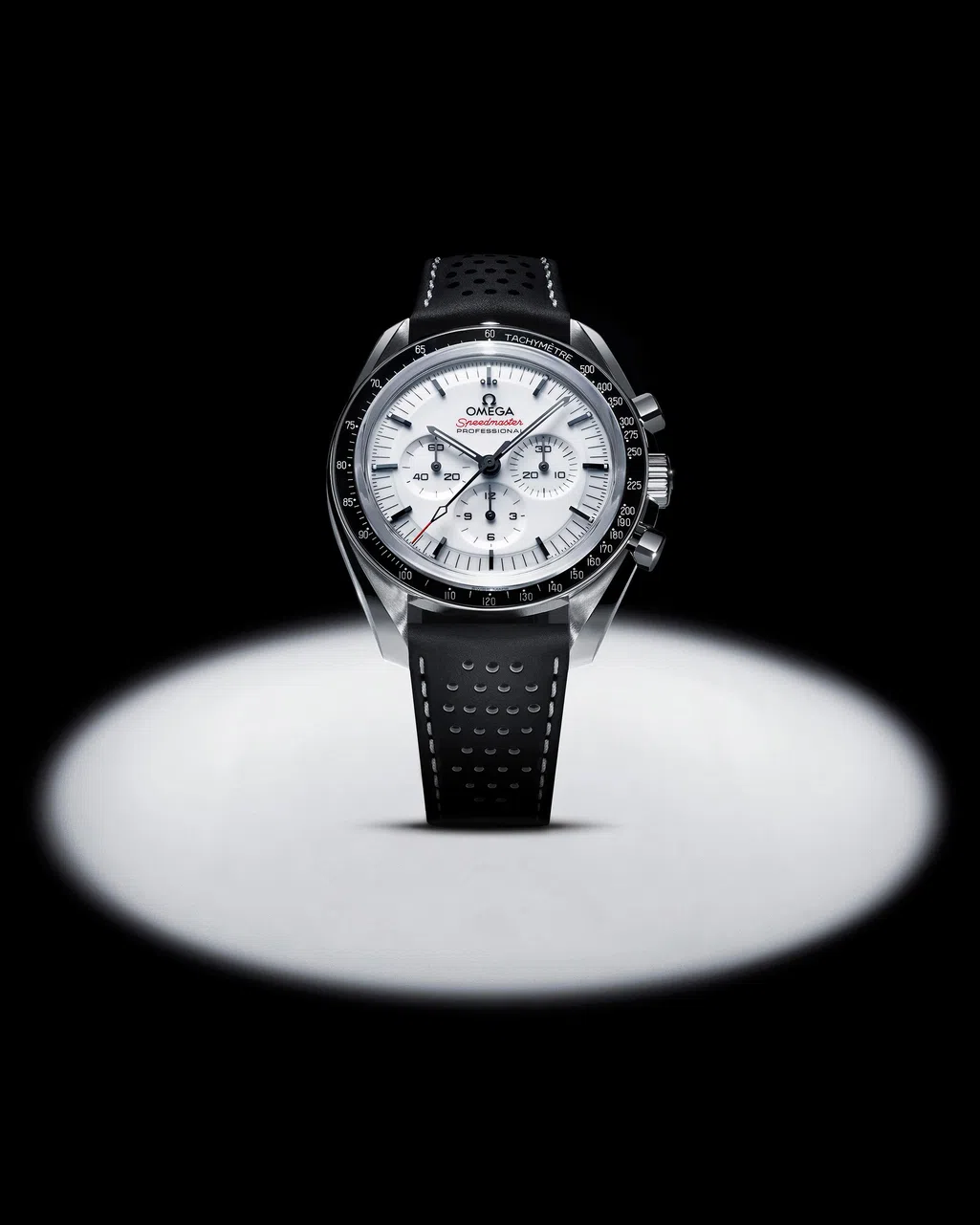 The UK Swiss Movement Replica Omega Speedmaster Moonwatch With White Lacquer Dial